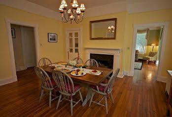 Waypoint House Bed And Breakfast Boyce Exterior foto